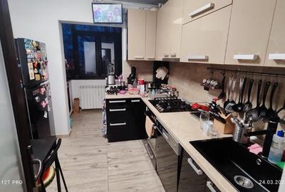 Apartament de vânzare - 1