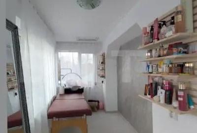 Casă cu Teren 784 Mp în Central - 13