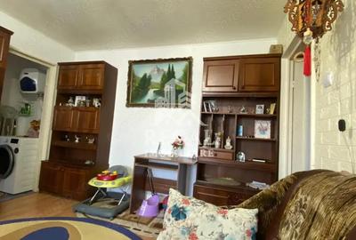 Apartament cu 2 camere semidecomandat Zona Micro 5/2 - 2