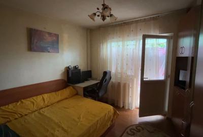 3 camere, 2/4, 70 mp, decomandat, Drumul Gazarului, Sector 4 - 6