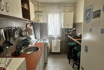 Apartament cu 3 camere semidecomandat în Calea București - 6
