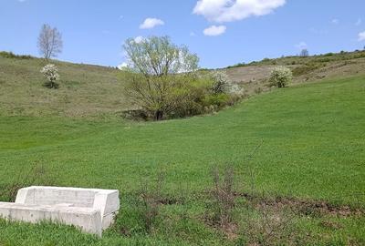 Teren de 2200 mp, în Sânpaul - 2