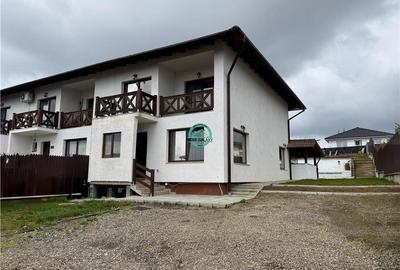 Duplex cu 4 camere cu Canalizare în 1 Decembrie 1918 - 2