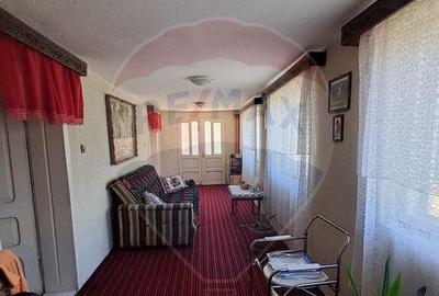 Casa / Vila cu 4 camere de vanzare in zona Central in... - 3