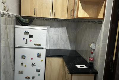 Vand garsoniera cu 1 camera - 2