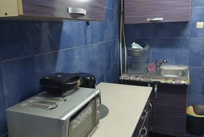 Apartament decomandat în Eroii Revoluției