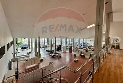 Spațiu comercial, de 1,400 mp, în Est - 8