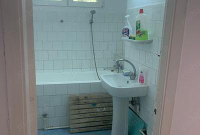 Apartament 3 camere de inchiriat Podul Ro? etajul 3