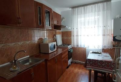 Apartament cu 2 camere semidecomandat, mobilat în Est - 1