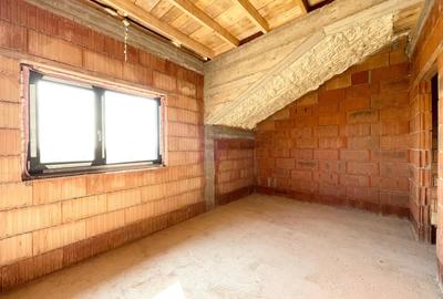 Duplex cu 3 camere cu Canalizare în Moșnița Nouă - 6