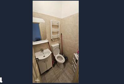 Garsonieră decomandată în Titan - 1