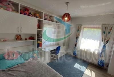 Casă cu 6 camere cu Teren 308 Mp în Central - 9