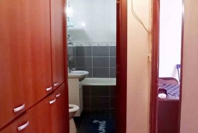 Apartament cu 2 camere semidecomandat în Burdea