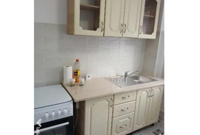 Apartament cu 2 camere semidecomandat în Rovine - 3