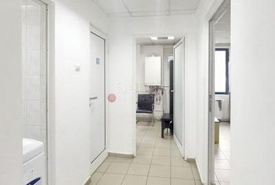 Vad Comercial Ridicat, Vizibilitate maxima - 3