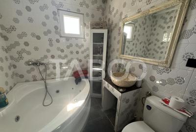 Apartament cu 2 camere decomandat, mobilat în Făgăraș