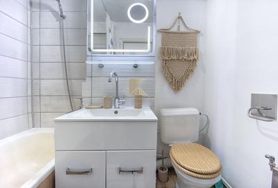 Apartament luminos, 65 mp, cu parcare și boxă Bartolomeu, str. Lânii33 - 12