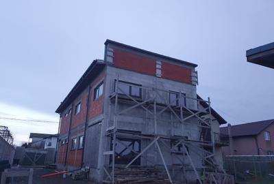 Casă individuală cu 5 camere cu Teren 300 Mp în Agigea - 9