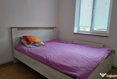 Apartament cu 2 camere decomandat în Progresul - 3