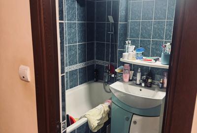 Apartament cu 2 camere decomandat în Plăvăț II - 15