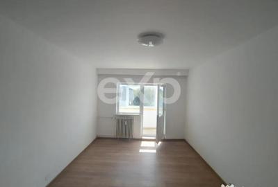 Apartament cu 3 camere decomandat în Eremia - 7