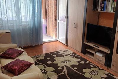 Apartament cu 3 camere în Viziru 1 - 3