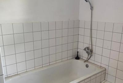 Casă cu 5 camere și teren de 1.200 mp - 13