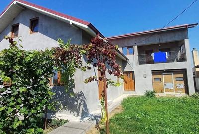 Casă cu 4 camere cu Teren 1130 Mp în Central