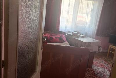 Apartament 3 camere, etaj 3, decomandat, Resita - 5