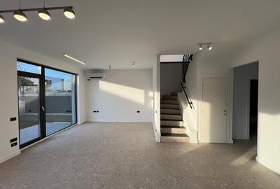 Casă cu 4 camere cu Teren 300 Mp în Tunari - 11