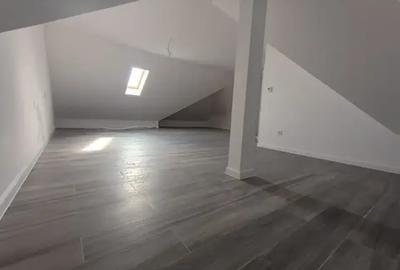 Vilă 5 camere  curte și parcare – 1 Decembrie - 26