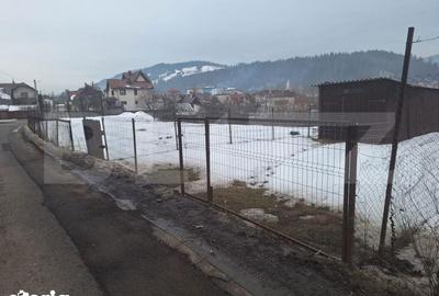 Teren de 3000 mp, în Central - 1