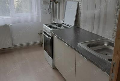 Apartament cu 3 camere decomandat în Alexandru cel Bun - 7