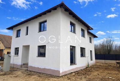 Duplex cu 4 camere cu Teren 450 Mp în Șelimbăr