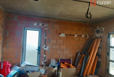 Apartament 3 camere decomandat 72 mp cu gradina de 100 mp in Giroc- V2808 - 9