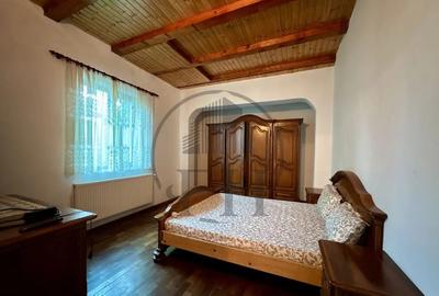 Casă cu 8 camere cu Teren 627 Mp în Nord - 4