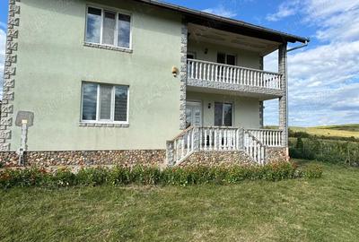 Casă cu Teren 1360 Mp în Săndulești - 9