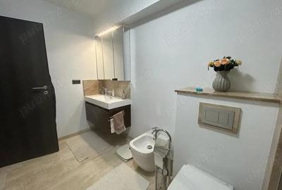 Apartament cu 3 camere decomandat în Nufărul - 8