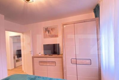 Apartament cu 4 camere, decomandat, pe Calea Bucure?ti - 14