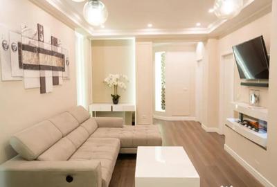 Apartament cu 3 camere decomandat în Central - 13