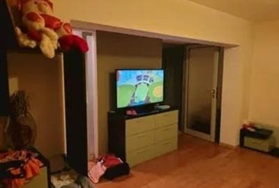 Apartament 3 camere -Zona Sud  - etaj 3/4 - 70 mp - 5