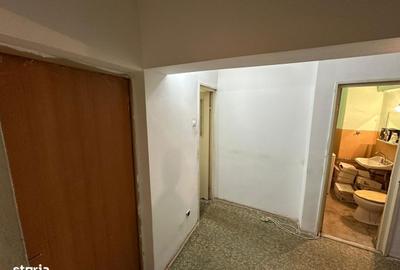 Apartament cu 3 camere decomandat în Independenței - 8