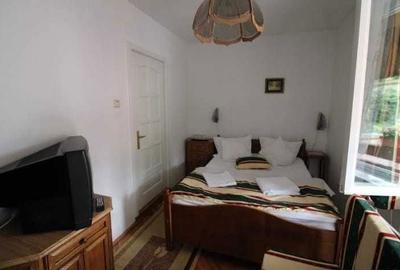 Apartament cu 4 camere decomandat în Central - 8