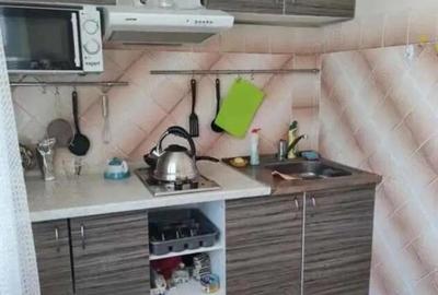 Garsonieră în P-ța Romană