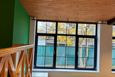 De închiriat // Casa 70 mp utili // Curte privata 200 mp - 2