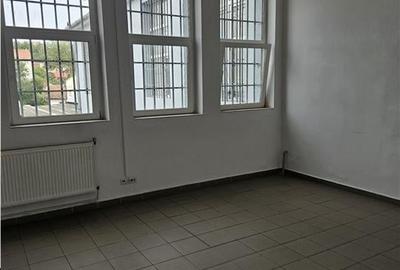 Spatiu Industrial - 3500 mp - Productie - Depozitare - Office - 38