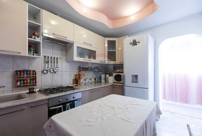 Casa / Vila cu 6 camere de vanzare - 8