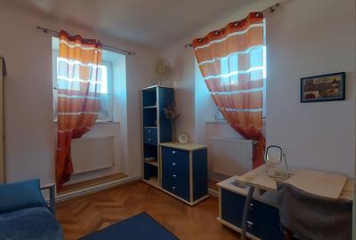 UNIRII -NATIUNILE UNITE 5 camere - 6