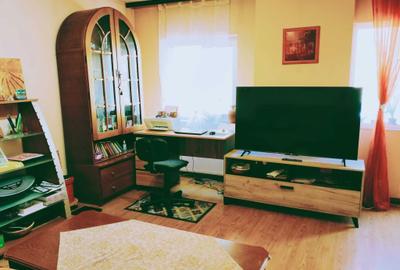 Apartament cu 3 camere decomandat în Central - 3