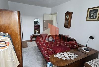 Apartament cu 3 camere semidecomandat, mobilat în Circumvalațiunii - 7